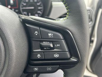 Subaru Forester 2.0i e-Boxer Field 5dr Lineartronic