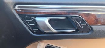 Porsche Macan 5dr PDK