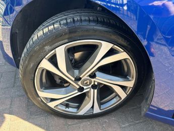 Renault Clio 1.3 TCe 130 RS Line 5dr EDC
