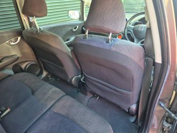 Honda Jazz 1.4 i-VTEC ES Plus 5dr CVT