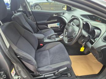 Honda Civic 1.8 i-VTEC ES 5dr Auto