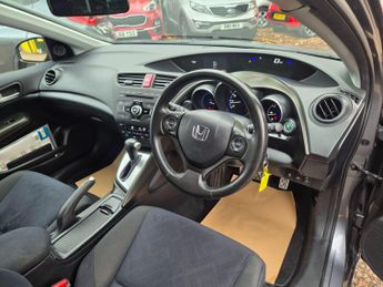 Honda Civic 1.8 i-VTEC ES 5dr Auto