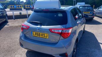 Toyota Yaris 1.5 Hybrid Excel 5dr CVT