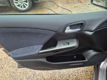 Honda Civic 1.8 i-VTEC SE Plus 5dr Auto