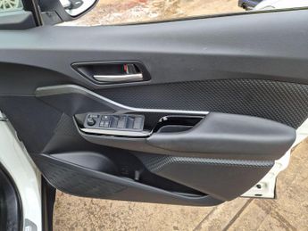 Toyota C-HR 1.8 Hybrid GR Sport 5dr CVT