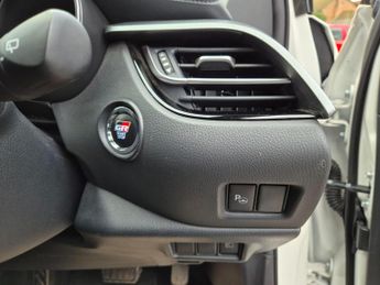 Toyota C-HR 1.8 Hybrid GR Sport 5dr CVT