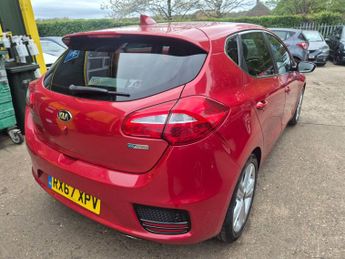 Kia Ceed 1.6 CRDi ISG 3 5dr DCT