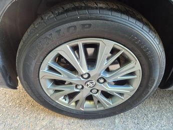 Toyota Yaris 1.5 Hybrid Icon 5dr CVT