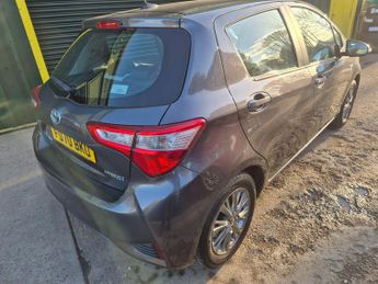 Toyota Yaris 1.5 Hybrid Icon 5dr CVT