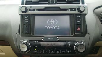Toyota Land Cruiser 3.0 D-4D Invincible Auto 5dr 7 Seats