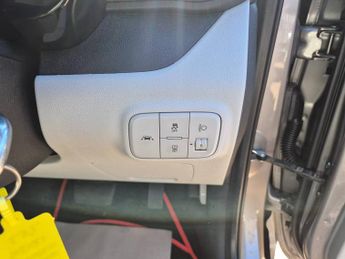 Hyundai i10 1.0 MPi Premium 5dr Auto