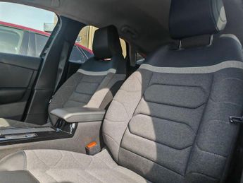 Citroen e-C4 50kWh Shine Auto 5dr