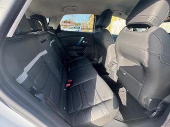 Citroen e-C4 50kWh Shine Plus Auto 5dr (7.4kW Charger)