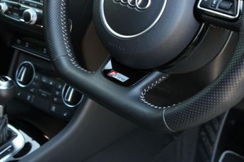Audi Q3 2.0 TFSI Black Edition S Tronic quattro Euro 6 (s/s) 5dr