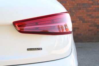 Audi Q3 2.0 TFSI Black Edition S Tronic quattro Euro 6 (s/s) 5dr