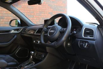 Audi Q3 2.0 TFSI Black Edition S Tronic quattro Euro 6 (s/s) 5dr