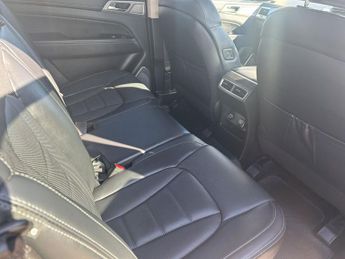 SsangYong Rexton 2.2 Ultimate 5dr Auto