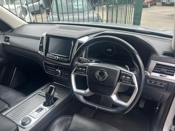 SsangYong Rexton REXTON ULTIMATE AUTO