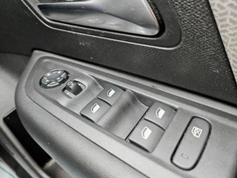 Citroen C4 1.2 PureTech Shine EAT8 Euro 6 (s/s) 5dr