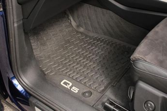Audi Q5 2.0 TDI S line S Tronic quattro Euro 6 (s/s) 5dr