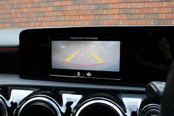 Mercedes-Benz A Class 1.5 A180d AMG Line 7G-DCT Euro 6 (s/s) 5dr
