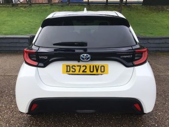 Toyota Yaris 1.5 Hybrid Design 5dr CVT