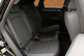 Audi Q3 2.0 TDI 35 S line S Tronic Euro 6 (s/s) 5dr
