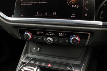 Audi Q3 2.0 TDI 35 S line S Tronic Euro 6 (s/s) 5dr