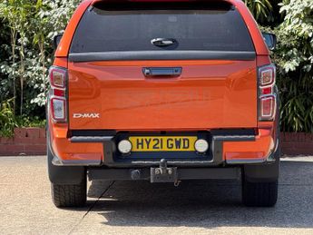 Isuzu D-max 1.9 V-Cross Double Cab 4x4 Auto