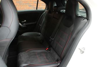 Mercedes-Benz A Class 1.5 A180d AMG Line (Premium) 7G-DCT Euro 6 (s/s) 5dr