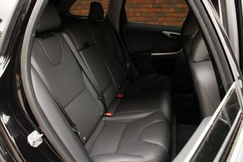 Volvo XC60 2.4 D4 SE Lux Nav Auto AWD Euro 6 (s/s) 5dr
