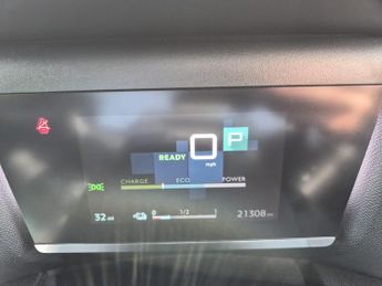 Citroen e-C4 50kWh Shine Plus Auto 5dr (7.4kW Charger)