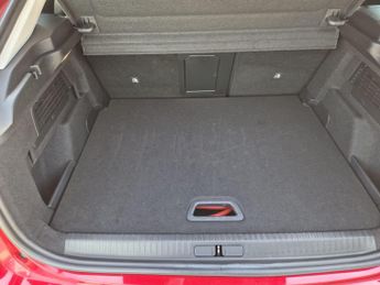 Citroen e-C4 50kWh Shine Plus Auto 5dr (7.4kW Charger)