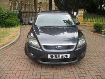Ford Focus 1.6 Zetec 5dr [Climate Pack] Alloy Wheels