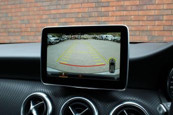 Mercedes-Benz A Class 1.5 A180d Sport (Executive) 7G-DCT Euro 6 (s/s) 5dr