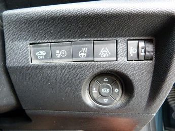 Citroen e-C4 50kWh Shine Plus Auto 5dr (7.4kW Charger)