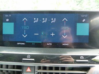 Citroen e-C4 50kWh Shine Plus Auto 5dr (7.4kW Charger)