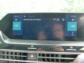 Citroen e-C4 50kWh Shine Plus Auto 5dr (7.4kW Charger)