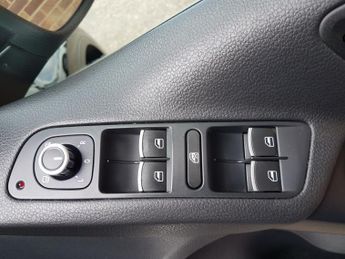 Volkswagen Tiguan 2.0 TDi BlueMotion Tech Match 5dr DSG