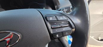 Hyundai Ioniq 1.6 GDi Plug-in Hybrid Premium SE 5dr DCT