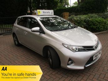 Toyota Auris 1.6 V-Matic Icon+ 5dr Full Toyota History Satnav