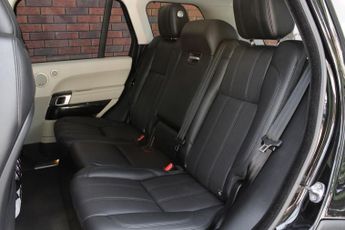 Land Rover Range Rover 4.4 SD V8 Vogue Auto 4WD Euro 5 5dr