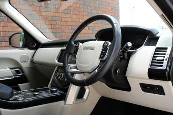 Land Rover Range Rover 4.4 SD V8 Vogue Auto 4WD Euro 5 5dr