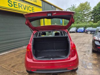Kia Venga 1.6 2 5dr Auto