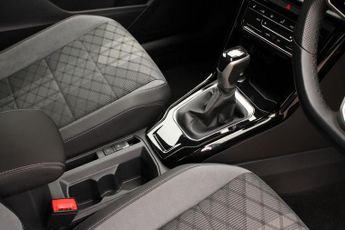 Volkswagen T-Roc 1.5 TSI R-Line DSG Euro 6 (s/s) 5dr