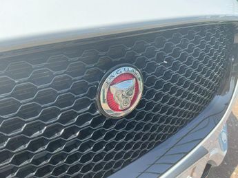 Jaguar F-Pace 2.0d [180] Chequered Flag 5dr Auto AWD