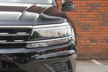 Volkswagen Tiguan 2.0 TSI SEL DSG 4Motion Euro 6 (s/s) 5dr