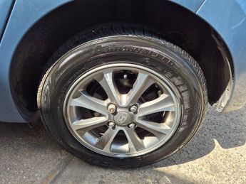 Hyundai i10 1.2 Premium 5dr Auto