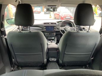 Nissan Leaf 110kW Acenta 40kWh 5dr Auto [6.6kw Charger]