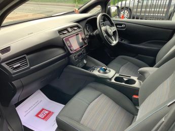 Nissan Leaf 110kW Acenta 40kWh 5dr Auto [6.6kw Charger]